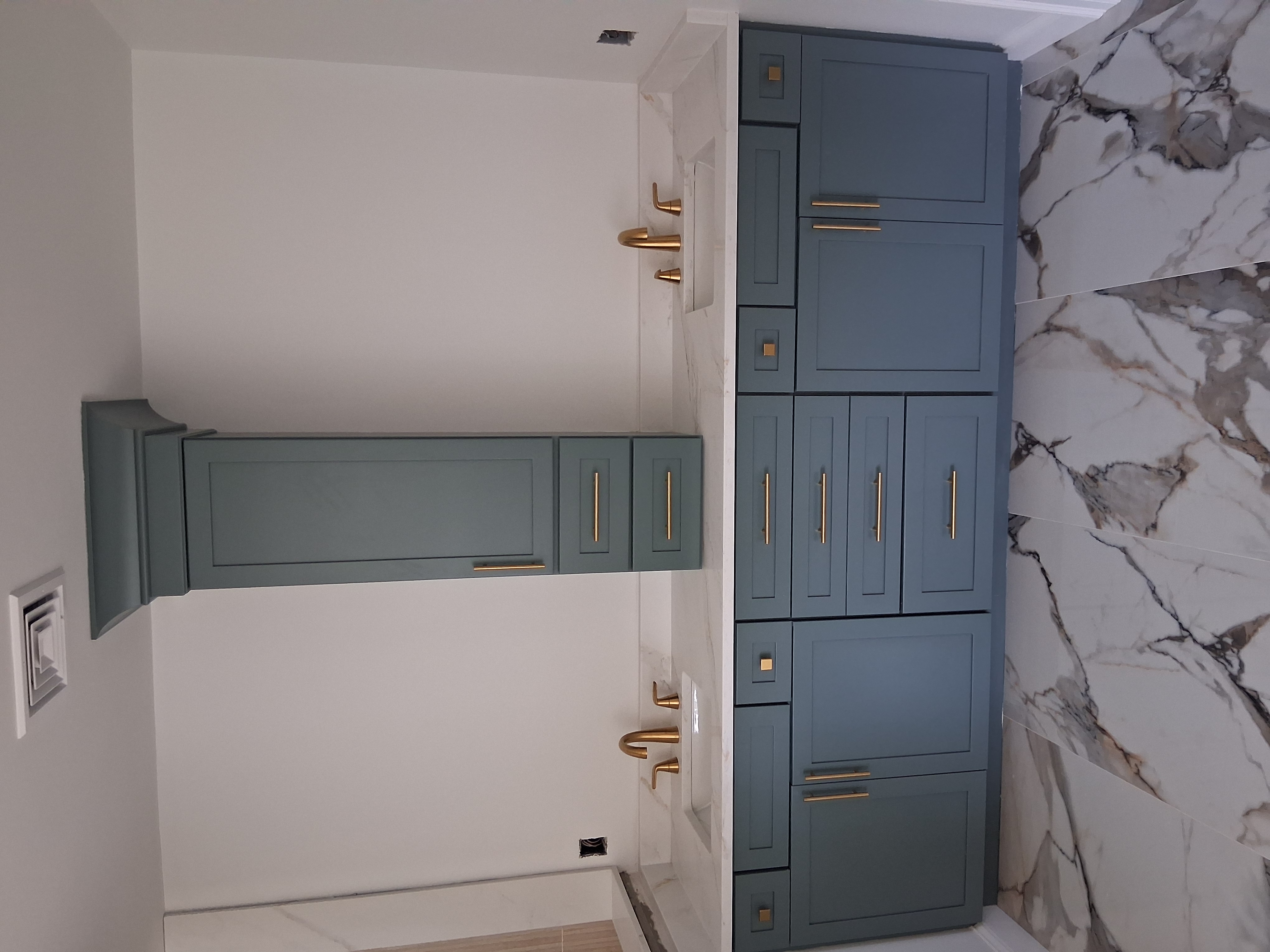 Bathroom vanity cabinet painting